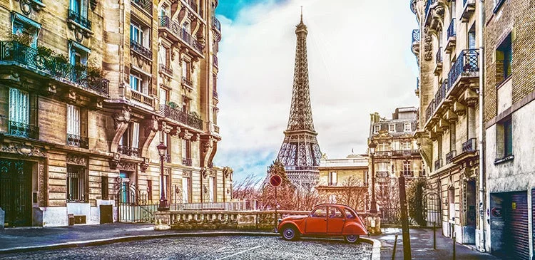 パリの街並みとエッフェル塔