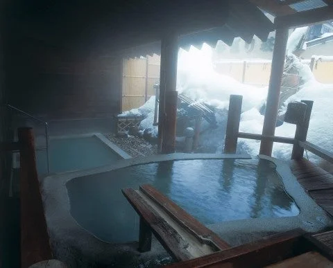 蔵王温泉スキー場・草津温泉スキー場