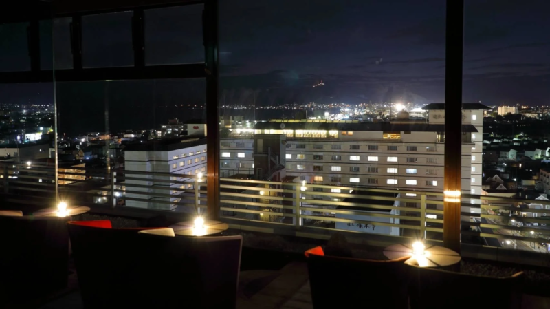 スカイラウンジ夜景