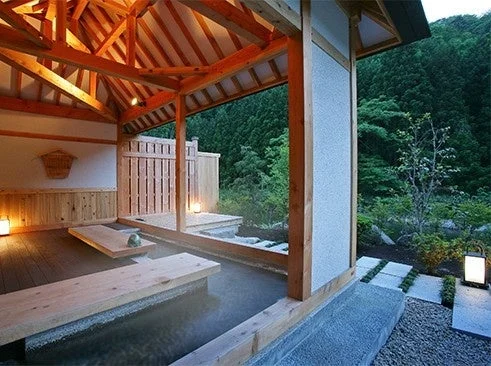 游泉 志だての露天風呂