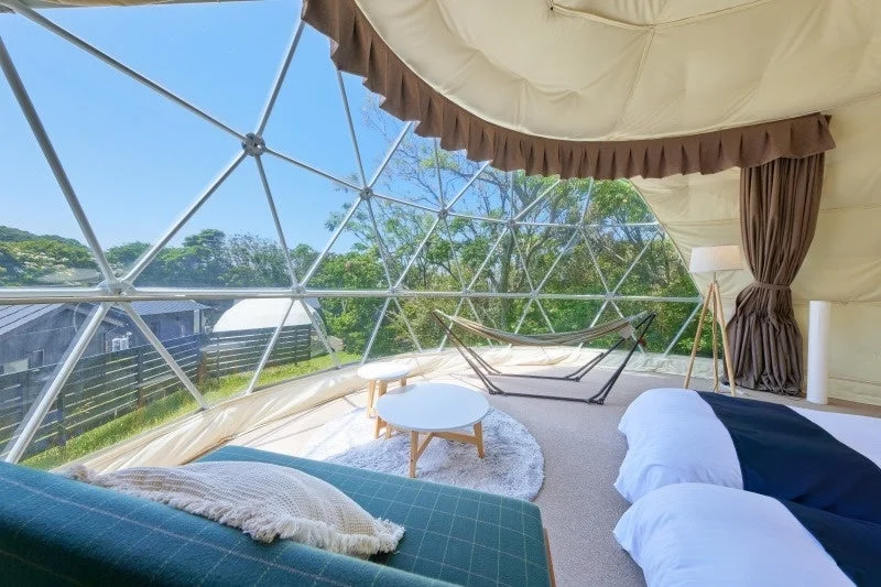 グランピングテントの内部