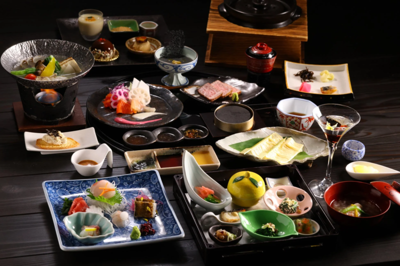 豪華な会席料理