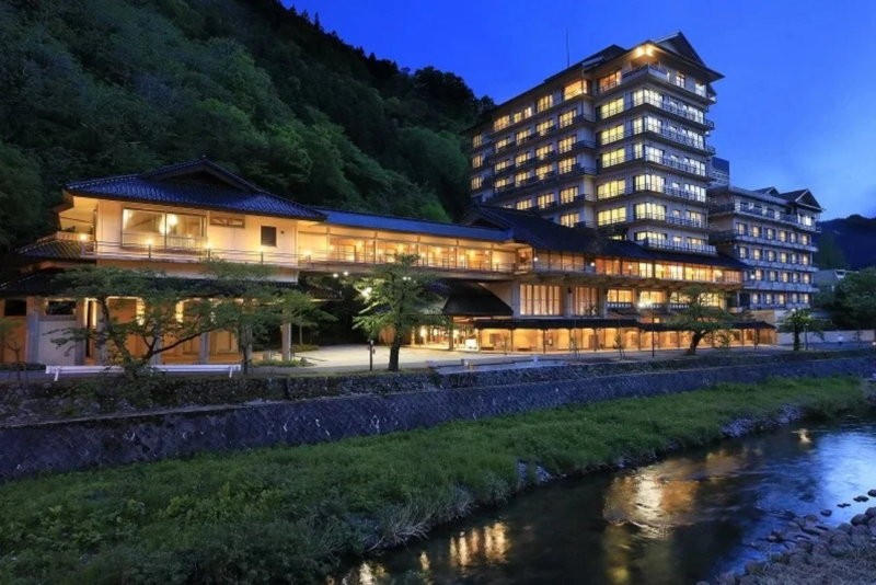 あつみ温泉 萬国屋の夜景