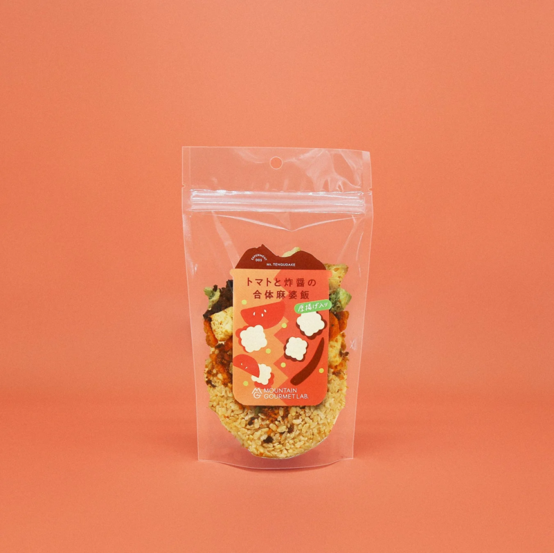 トマトと炸醤の合体麻婆飯のパッケージ
