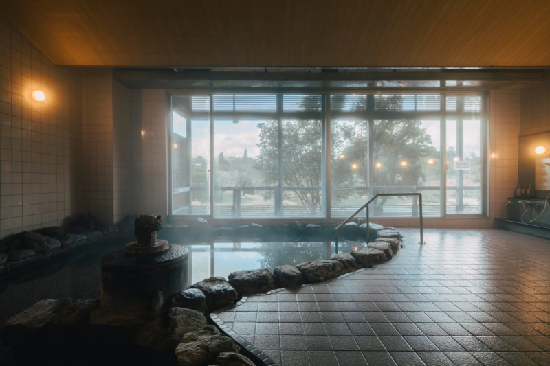 風の国温泉の屋内浴場