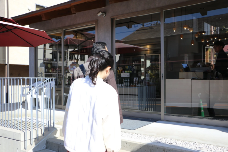 老舗角打ちの入口