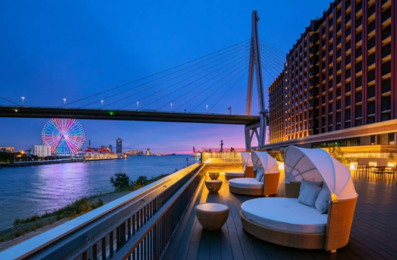 ホテルテラスからの眺め(夜)