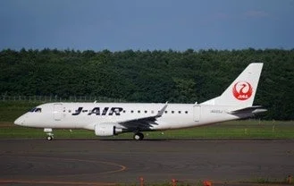 J-AIRの旅客機