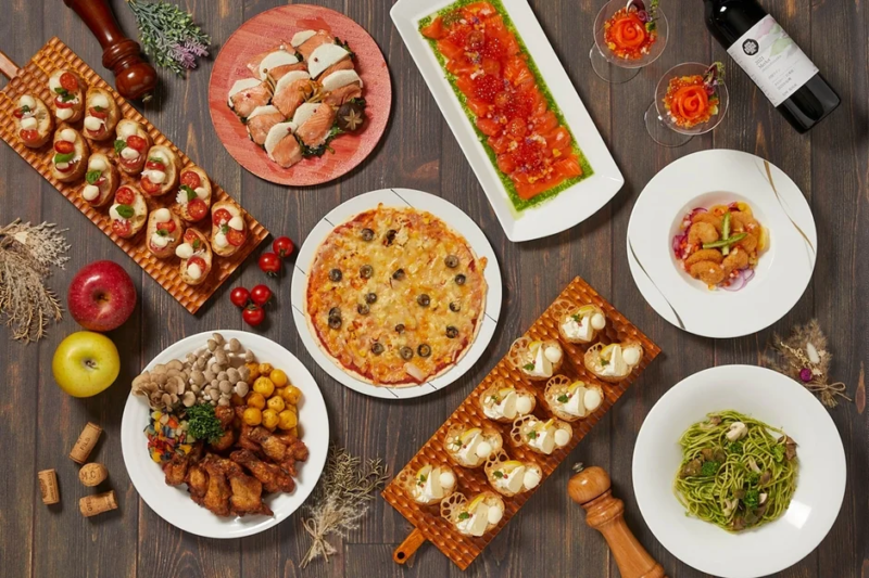 豪華な洋食の盛り合わせ