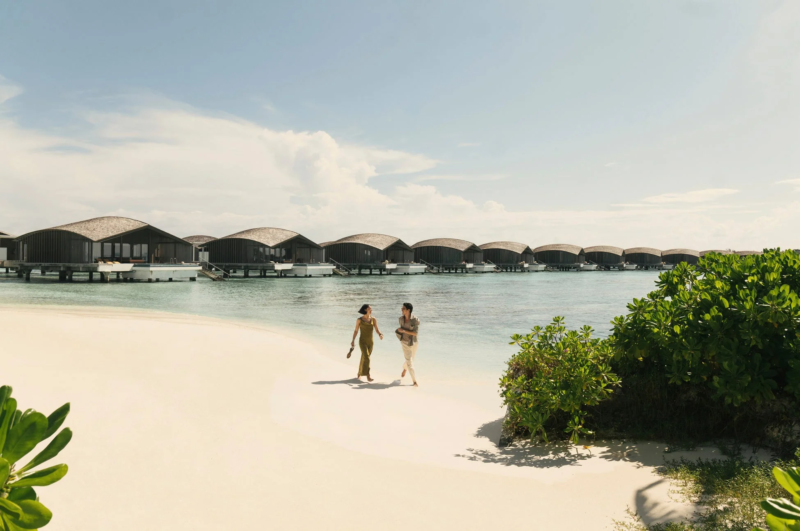 リゾート、ビーチ、海、水上コテージ、カップル