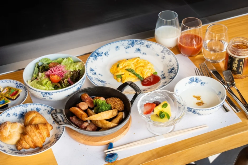 豪華な朝食セット