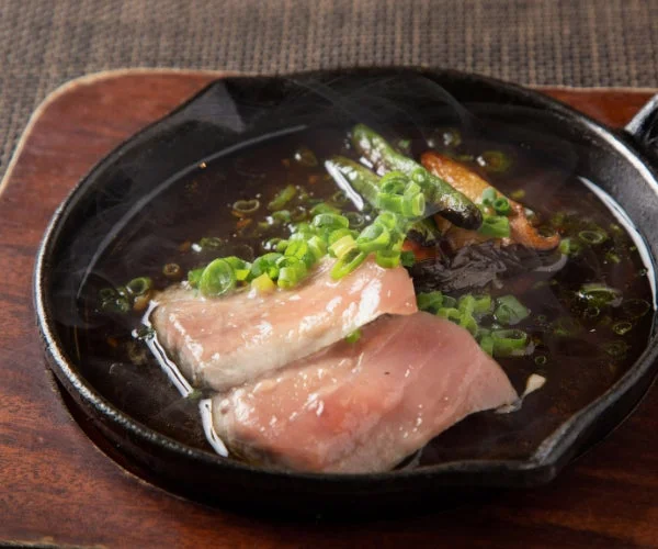 温かい鉄板料理