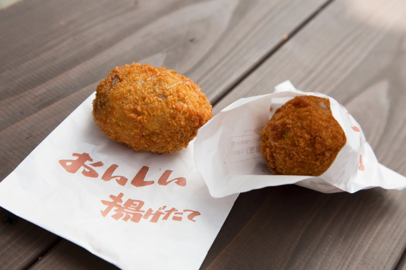 揚げたてコロッケ