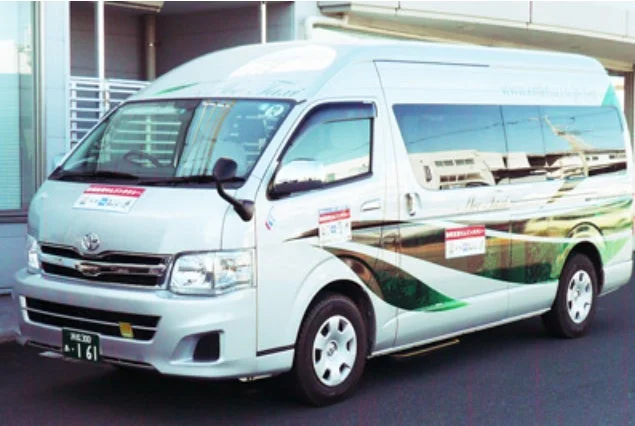 送迎車