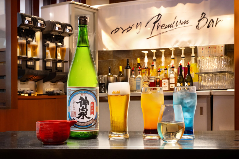 バーカウンターのドリンク