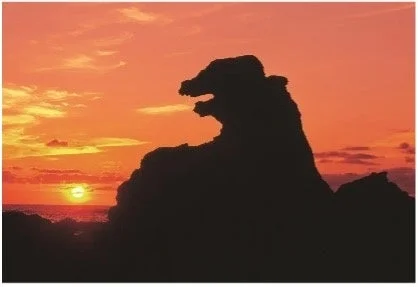 ゴジラ岩