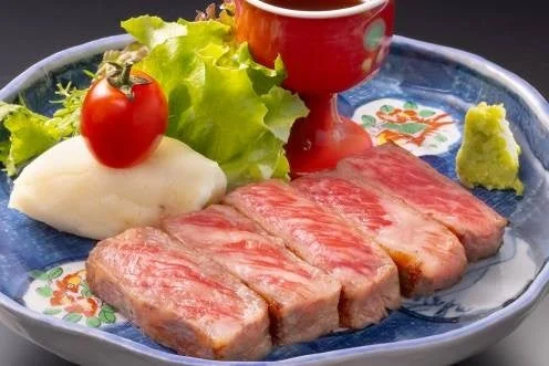 黒毛和牛ステーキ